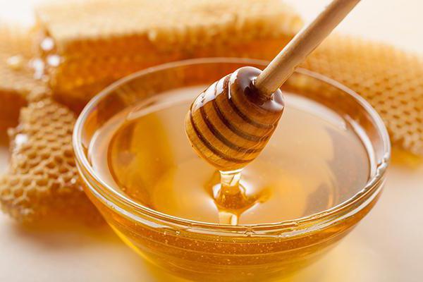 мед в миске